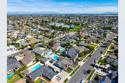 2671 Saint Albans, Rossmoor, CA 90720 - Photo 61