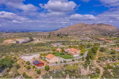 38750 Celita, Temecula, CA 92592 - Photo 71