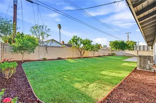 2320 N Hathaway St, Santa Ana, CA 92705 - Photo 43