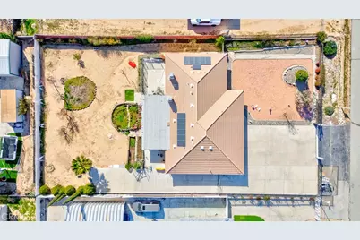 7841 Corona, Hesperia, CA 92345 - Photo 51
