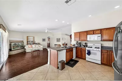 7841 Corona, Hesperia, CA 92345 - Photo 19