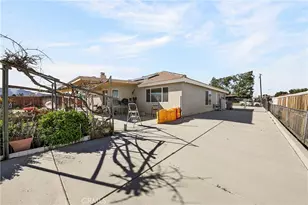 7841 Corona, Hesperia, CA 92345 - Photo 45