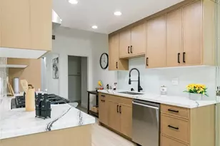 1944 Glendon, Los Angeles, CA 90025 - Photo 29