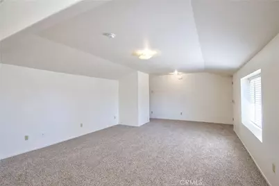 19124 Glenwood Avenue, Riverside, CA 92508 - Photo 9