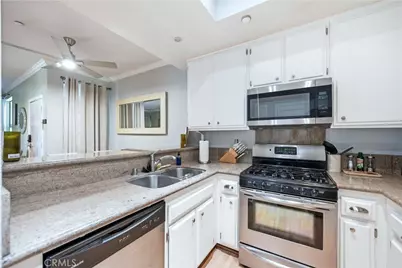16960 Algonquin #2104, Huntington Beach, CA 92649 - Photo 9