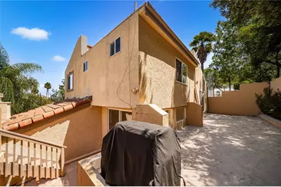 3751 Prestwick, Los Angeles, CA 90027 - Photo 51