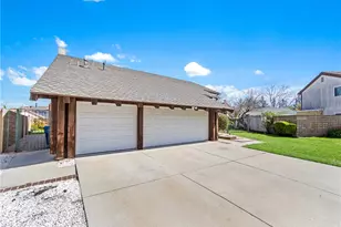 16806 Outrigger Cir, Cerritos, CA 90703 - Photo 3