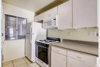 9920 Jordan Avenue #7, Chatsworth, CA 91311 - Photo 3