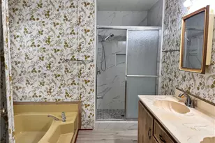 14055 Lake View Dr, La Mirada, CA 90638 - Photo 19