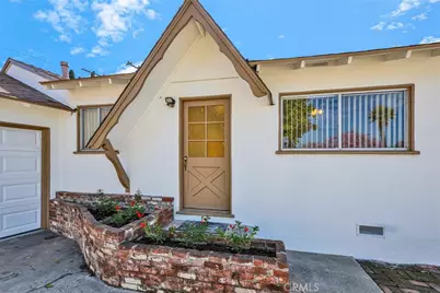 2517 Deodar Street, Santa Ana, CA 92705 - Photo 3