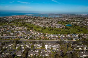 19731 Shorecliff, Huntington Beach, CA 92648 - Photo 25