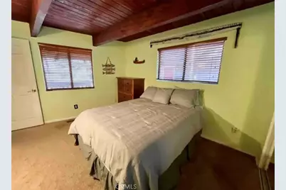 31651 Wagon Wheel, Running Springs, CA 92382 - Photo 17