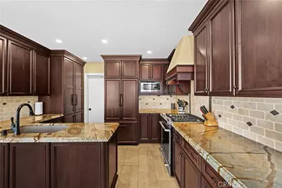 130 Geneva Walk, Long Beach, CA 90803 - Photo 23