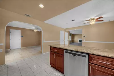 24819 Cape Cod St, Moreno Valley, CA 92553 - Photo 11