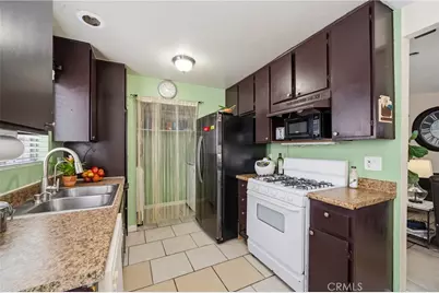 16322 Eucalyptus Avenue #7, Bellflower, CA 90706 - Photo 9