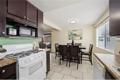 16322 Eucalyptus Avenue #7, Bellflower, CA 90706 - Photo 11