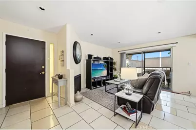 16322 Eucalyptus Avenue #7, Bellflower, CA 90706 - Photo 3