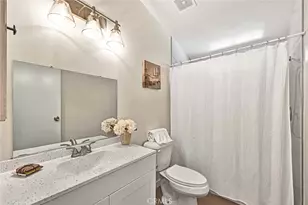 16600 Downey Ave, Paramount, CA 90723 - Photo 17