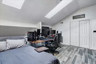 883 W 34th St, Long Beach, CA 90806 - Photo 19