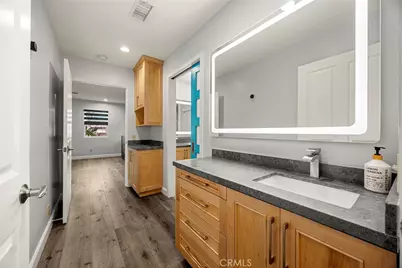 634 East Adams Avenue, Orange, CA 92867 - Photo 29