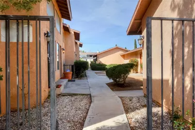 16462 Kalo, Apple Valley, CA 92307 - Photo 11