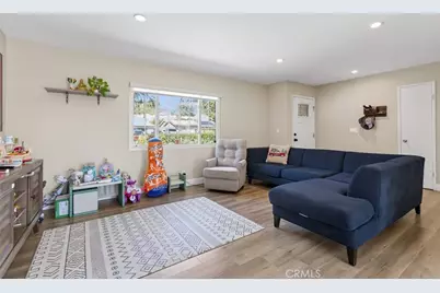 2246 Farringdon Drive, Pomona, CA 91768 - Photo 9