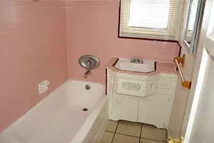 1945 W Vernon, Los Angeles, CA 90062 - Photo 11