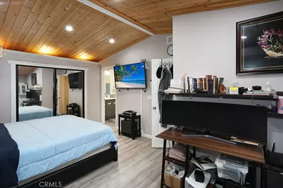 9802 Chanticleer, Anaheim, CA 92804 - Photo 19