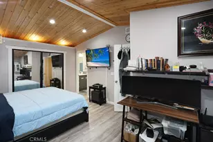 9802 Chanticleer, Anaheim, CA 92804 - Photo 19