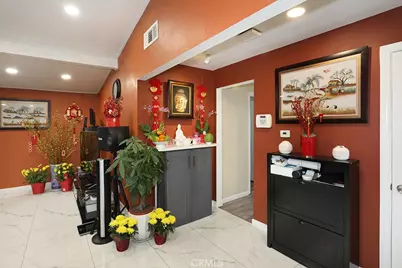 9802 Chanticleer, Anaheim, CA 92804 - Photo 5