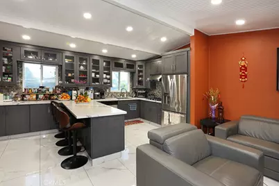 9802 Chanticleer, Anaheim, CA 92804 - Photo 9