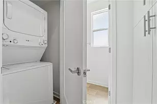 809 Brickyard Ln, Costa Mesa, CA 92627 - Photo 19