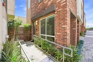 809 Brickyard Ln, Costa Mesa, CA 92627 - Photo 31