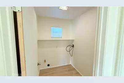 15664 Kadota, Victorville, CA 92395 - Photo 17