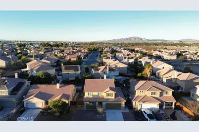 15664 Kadota, Victorville, CA 92395 - Photo 9