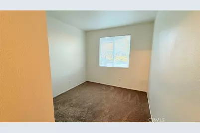 15664 Kadota, Victorville, CA 92395 - Photo 11