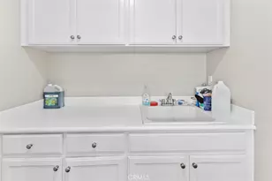 814 Pyramid Ct, Corona, CA 92880 - Photo 17