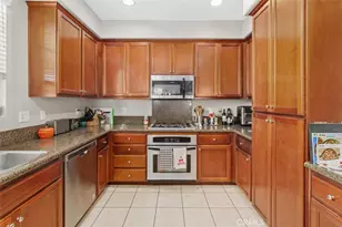 814 Pyramid Ct, Corona, CA 92880 - Photo 11