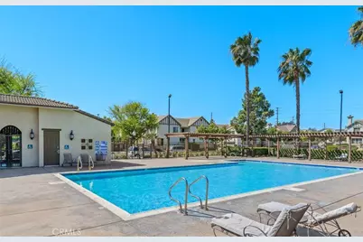 814 Pyramid Court, Corona, CA 92880 - Photo 35