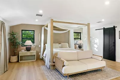 22269 Avenue San Luis, Woodland Hills, CA 91364 - Photo 13