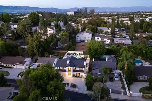 22269 Avenue San Luis, Woodland Hills, CA 91364 - Photo 69