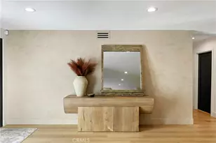 22269 Avenue San Luis, Woodland Hills, CA 91364 - Photo 3