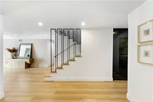 22269 Avenue San Luis, Woodland Hills, CA 91364 - Photo 25