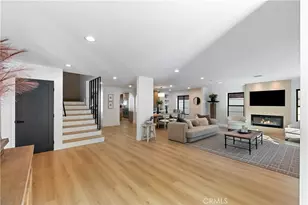 22269 Avenue San Luis, Woodland Hills, CA 91364 - Photo 3