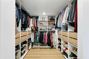 22269 Avenue San Luis, Woodland Hills, CA 91364 - Photo 15