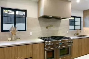 22269 Avenue San Luis, Woodland Hills, CA 91364 - Photo 73