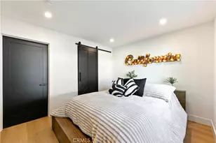 22269 Avenue San Luis, Woodland Hills, CA 91364 - Photo 43