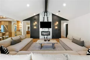 22269 Avenue San Luis, Woodland Hills, CA 91364 - Photo 51