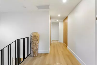 22269 Avenue San Luis, Woodland Hills, CA 91364 - Photo 37