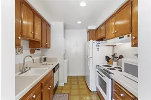 8145 Ridgefield, Huntington Beach, CA 92646 - Photo 3